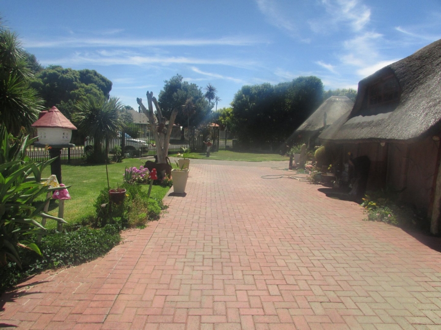 4 Bedroom Property for Sale in Fichardt Park Free State